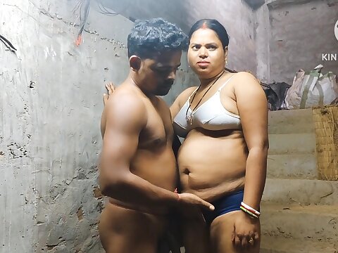 Mature Indian Cougar With Enormous Boobs Penetrated With Cum Inside In Doggystyle