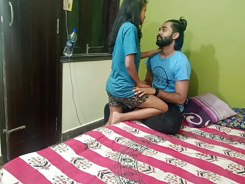 Juicy 18 Year Elder Skinny Desi Girlfriend Fucked By Indian Hunk