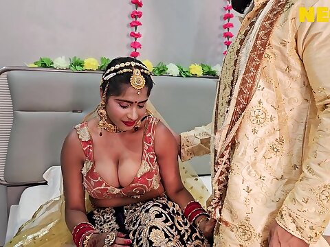 Very first suntanned of a freshly married Desi wondrous torrid Indian wifey torn up by hubby in hindi suhagraat very first suntanned of wedding hard-core and magnificent Sexual intercourse story