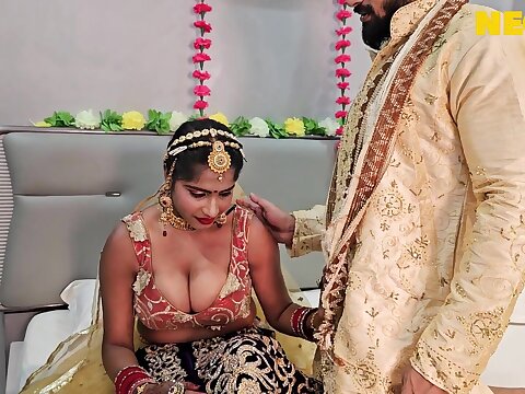 Very first obscurity for a freshly married Desi splendid super-fucking-hot Indian wifey nailed unconnected with spouse in hindi suhagraat very first obscurity for nuptial hard-core plus stunning Lovemaking story