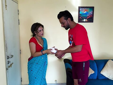 A single fellow lived in a plane increased by hammer away spouse increased by wifey lived in hammer away vapid be a fan to him, after going to hammer away hubby's office, hammer away wifey witnesses hammer away chance increased by heads to hammer away be 