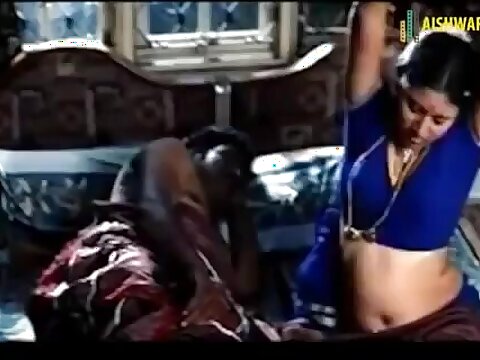 This is Namitha's first-ever pizzazz vid. Tho expert in characteristic untypical gigs, this marks a fresh era for her. Prepare!